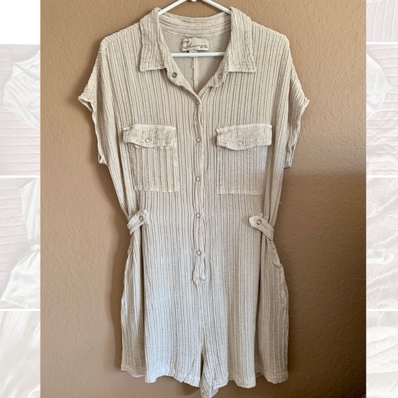 Vintage Havana Button down textured romper with adjustable buttons at waist - Picture 5 of 10